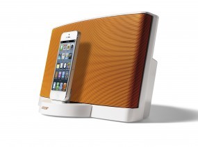 Bose-SoundDock-Serie-III-Digital-Music-System-Limited-Edition-orange_4