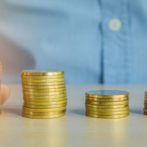 geld-spareb-muenzen-tuerme