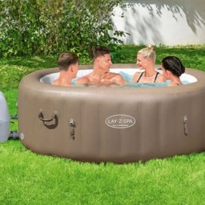 Outdoor-Whirlpool Bestway Lay-Z-Spa Palm Springs für 349€ (statt 461€)