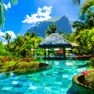 relaxing pool bar Mauritius secret escapes erfahrungen