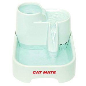 Trinkbrunnen für Katzen & Hunde PetMate 80850 Cat Mate für 17,95€ (statt 25€)
