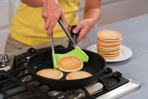 Zange mit integriertem Pfannenwender (Küchenspachtel) ab 3,80€