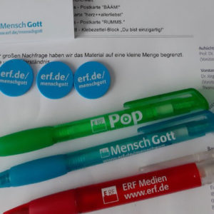 GRATIS Kugelschreiber, Einkaufswagenchip, Postkarten (ERF)