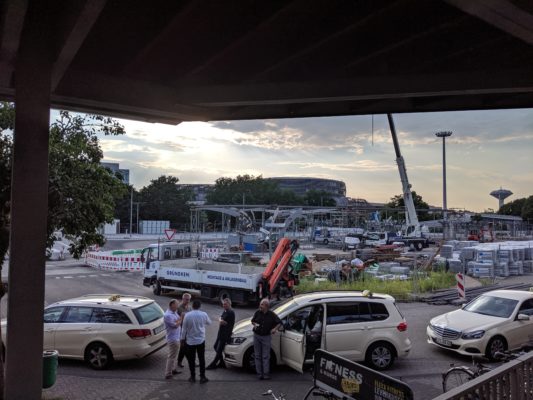 Google Pixel 3a Busbahnhof abends