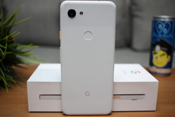 Google Pixel 3a Design