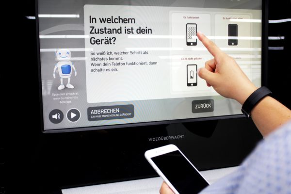 mobiltelefone_smart_entsorgen_automat_bei_mediamarkt_status_zustand_handy