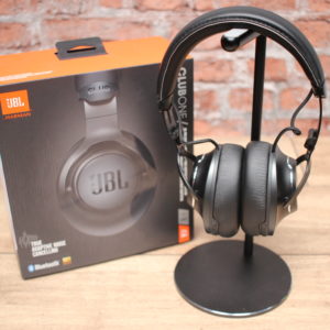 JBL_Club_One_Kopfhoerer_mit_Verpackung