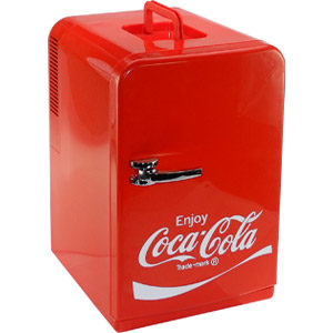 Coca-Cola F15 Mini Kühlschrank (14 Liter) für 111,08€ (statt 146€)