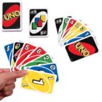 Mattel_Games_W2087_-_UNO_Kartenspiel_und_Gesellschaftspiel_geeignet_fuer_2_-_10_Spieler_Kartenspiele_und_Gesellschaftsspiele_ab_7_Jahren