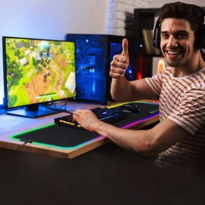 ⚡ großes RGB-Gaming-Mauspad mit LED-Beleuchtung für 9,99€