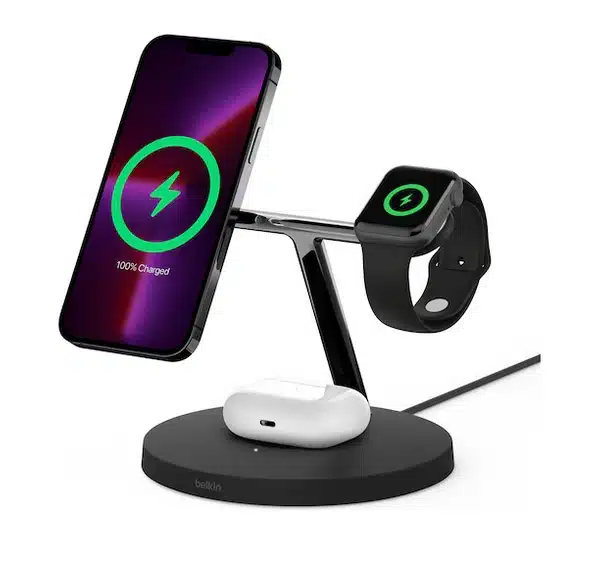 Belkin Boost Charge Pro drahtloser 3-in-1-Ladeständer mit MagSafe und 33% schnelleres Laden bestimmter Apple Watch Modelle (WIZ017) für 98,11€ (statt 118,11€)