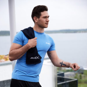 🏋️‍♀️ JELEX Fitness Handtuch mit Zip-Tasche für 9,39€ inkl. Versand
