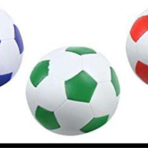 Lena Soft-Fußbälle 3er Set, Sportsoftbälle weiß mit blau, grün oder rot, 3 Softbälle je 10 cm für 6,99€ (Amazon Prime)
