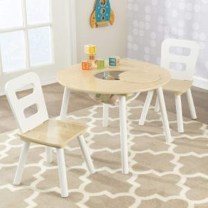 KidKraft Runder Aufbewahrungstisch mit 2 Stühlen für 67,84€ (statt 80€)