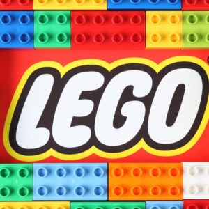 Sale bei Lego, z.B. LEGO Brickheadz Hommage an die Spice Girls für 24,99€ (statt 40€)
