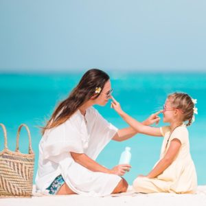 🧴 Garnier Ambre Solaire - Sonnenschutz Produkte zu Bestpreisen z.B. Garnier Solaire Pflegeset Sommer für 13,29€ (statt 26€)