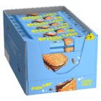 PiCK_UP_ChocoMilk_24_x_28_g_Riegel_mit_knackiger_Milchschokolade_und_Milchcreme_zwischen_zwei_Keksen_der_Snack_fuer_unterwegs_Thekenaufsteller_mit_24_Stueck