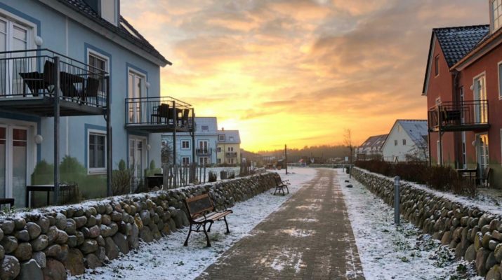 Ferienanlage auf Sylt mit Schnee