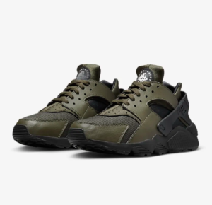 nike huarache in khaki