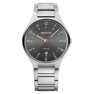 Herren-Armbanduhr Bering Titanium Collection für 100,60€ (statt 144€)
