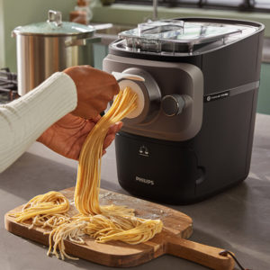 30€ Ersparnis! 🥳 Philips vollautomatische Nudelmaschine 🍝 automatisches Abwiegen und inkl. 8 Formscheiben (Modell: HR2665/93)
