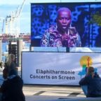 scaled_an-der-elbe-ein-konzert-geniessen-das-ist-zum-hafengeburtstag-auf-einer-open-air-leinwand-moeglich