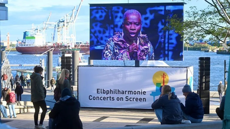 Elbphilharmonie zeigt kostenlose Konzerte zum Hafengeburtstag in Hamburg -regional-