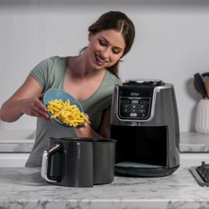 NINJA AF160EU Heißluftfritteuse / AirFryer mit 5,2L ab 87,99€ (statt 109€)