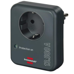 🔌 Brennenstuhl Steckdosenadapter mit Überspannungsschutz 13.500 A für 6,91€ (statt 11€)