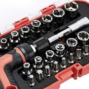 Amazon Basics Magnetisches Ratschen-Schlüssel-Set mit T-Griff und Schraubendreher-Set, 27 Stück für 7,90€ (statt 12€)