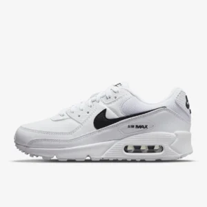 Nike Air Max 90 Damen Sneaker DH8010-101 (Gr. 35,5 bis 42) für 79,97€ statt für 129,97€