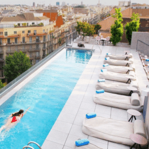4 Tage (3 Nächte) in Barcelona im 5*-Boutiquehotel mit Dach-Pool inkl. Flug ab 349€ pro Person