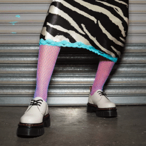 😎 Dr. Martens Sale: fast 100 Artikel reduziert