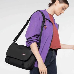 Eastpak JR Umhängetasche für 26,90€ (statt 32€)