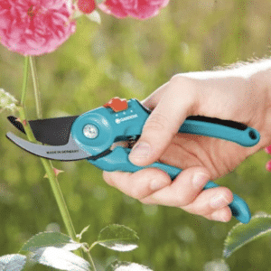 🌿 Gardena Gartenschere B/S-M für 14,72€ (statt 17€)