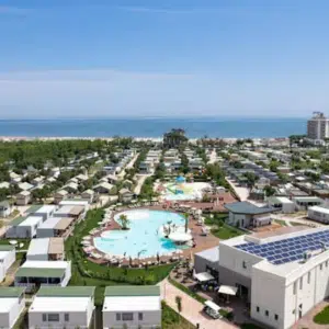 WTF?! 🇮🇹 128€ für Italien / Adria: 1 Woche im 4 Sterne Hotel inkl. Bungalow für 2 Erw. + 2 Kinder (Last Minute)