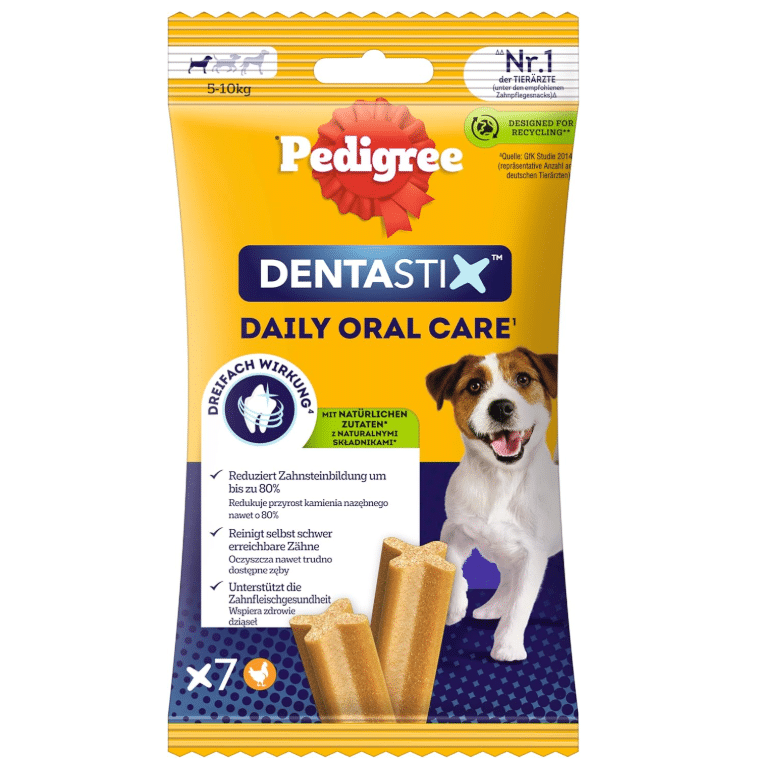 Thumbnail 🦷🐶 Pedigree Zahnpflege DentaStix für kleine Hunde Multipack 10x7 Stück für 9,36€ (statt 12,95€)