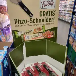 Gratis Pizzaschneider beim Kauf von 2 Tante Fanny Pizzateigen