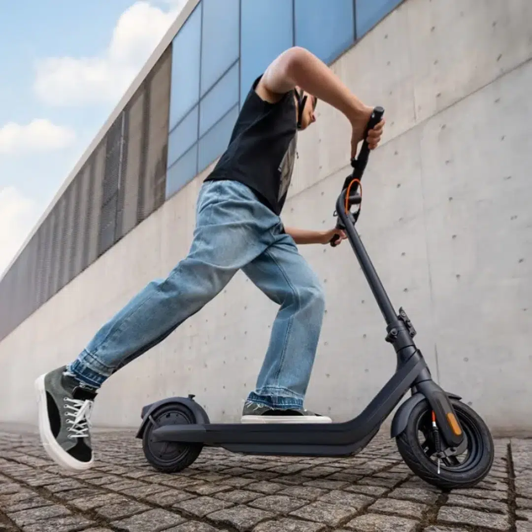 Thumbnail 🛴 NINEBOT E2 PRO D E-Scooter  für 276,47€ (statt 367€)
