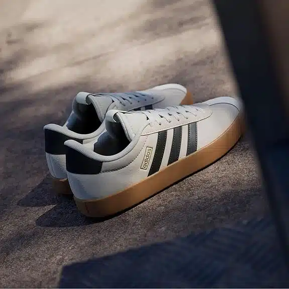 Thumbnail adidas Damen Vl Court 3.0 aus Leder für 42,99€ (statt 59€)