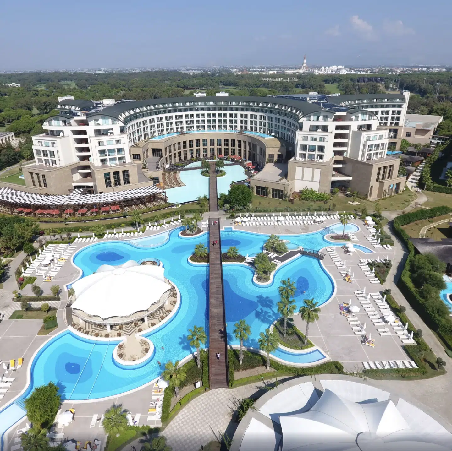 Thumbnail 🏝️ Traumurlaub im Kaya Palazzo Golf Resort inkl. Halbpension für die ganze Familie