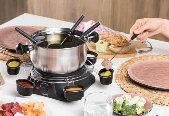 Fondue-Set für bis zu 8 Personen Tristar FO-1109