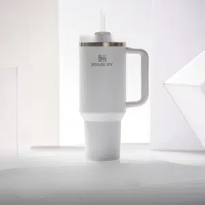 Thumbnail Stanley Quencher H2.0 Flowstate Thermobecher für 39,95€