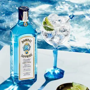 Thumbnail Gin-Tonic-Ready 🍸 700ml Bombay Sapphire London Dry Gin für starke 14,24€ bei Amazon inkl. Versand