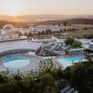 Thumbnail Österreich: Spa Resort Geinberg inkl. HP &amp; Thermen- und Saunawelt ab 124€ p.P.