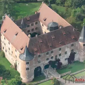 Thumbnail Günstiger als in München: Werdet Schlossherr für nur 1.385€ pro m² 🏰 inklusive 35 Zimmer &amp; 4 Türme