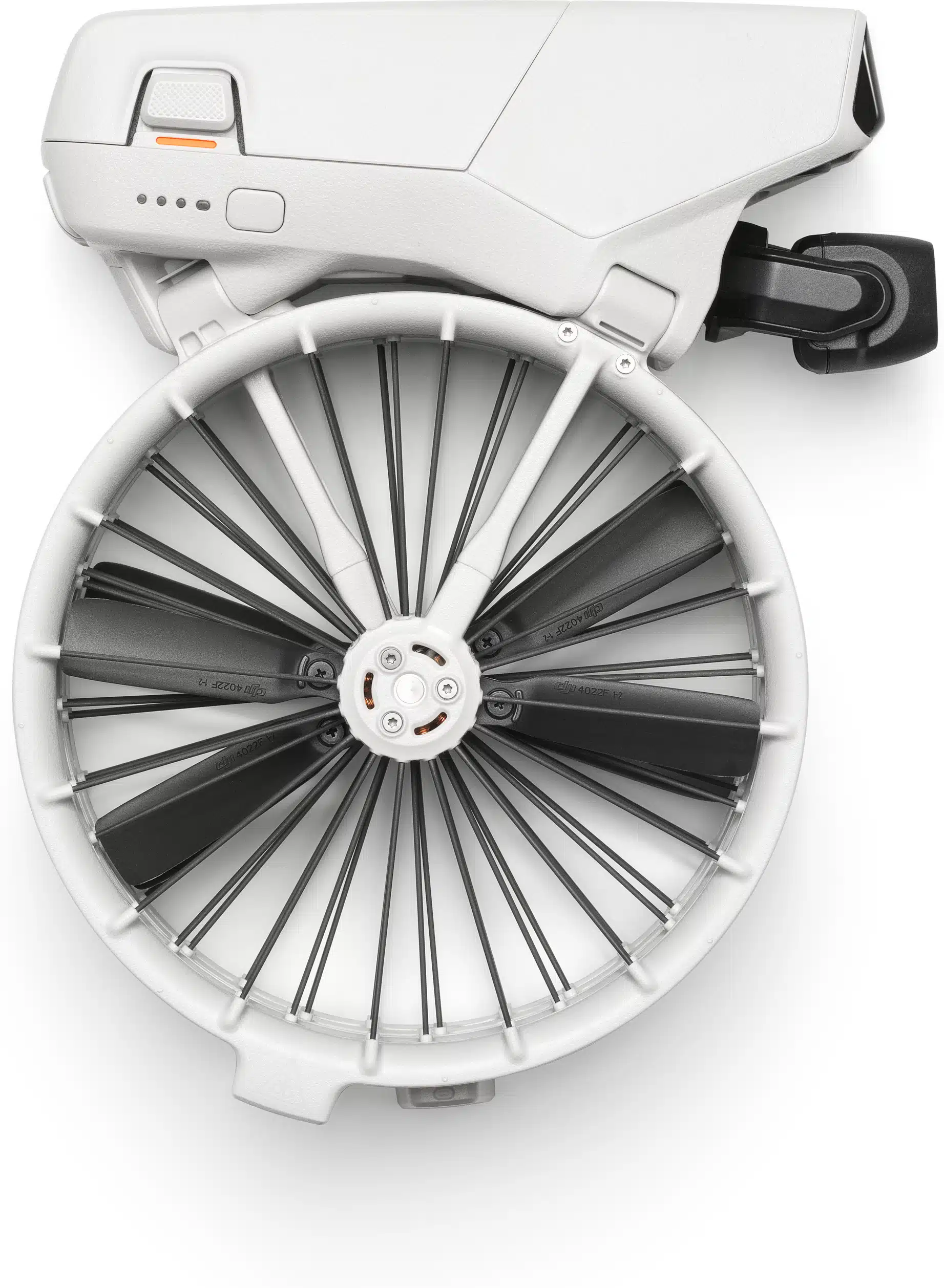 Zusammengefaltete DJI Flip Drohne