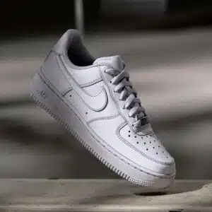 Nike Sportswear AIR FORCE 1 07 - Sneaker low - white