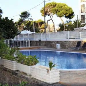 Thumbnail 🌴 8 Tage Hotel Quijote Park in Cala Ratjada inkl. Flug &amp; Frühstück ab 481€ p.P.