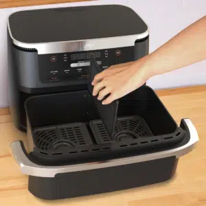 Thumbnail Ninja FlexDrawer Heißluftfritteuse (AF550EU) für nur 119€??! 🤯 6,6-Liter-MegaZone oder 2 Zonen dank herausnehmbarer Trennwand! 🍟